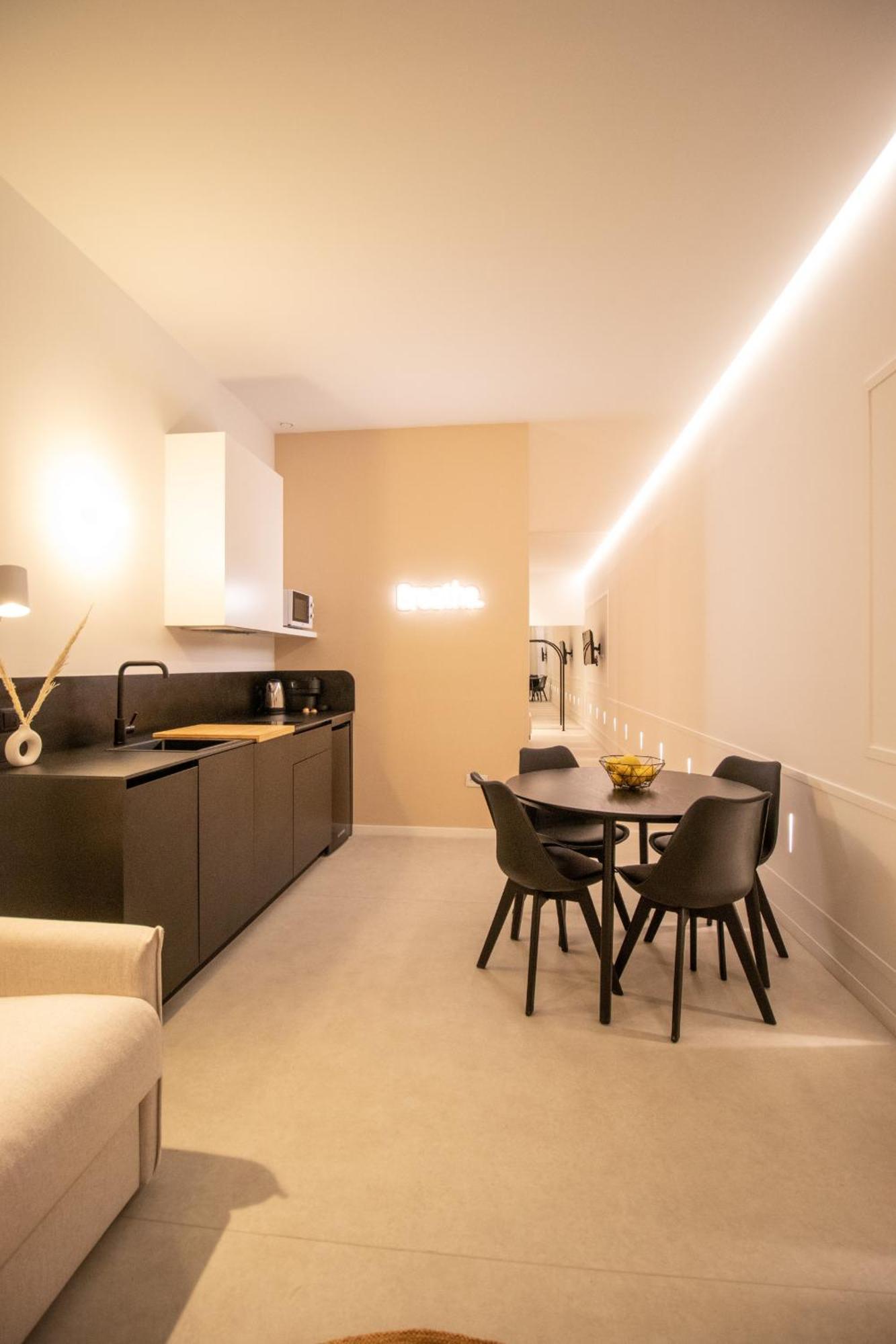Breathe Apartments By Concept Flats Валенсія Екстер'єр фото